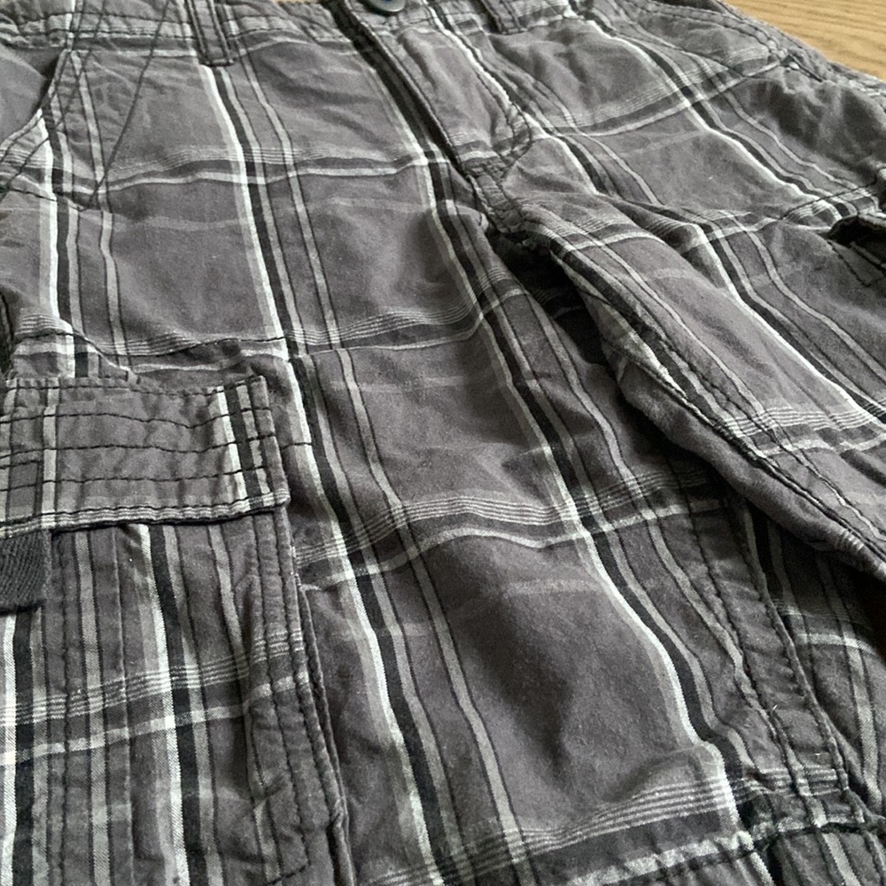 NWOT - Boy’s Generra Cargo Shorts - Picture 2 of 11